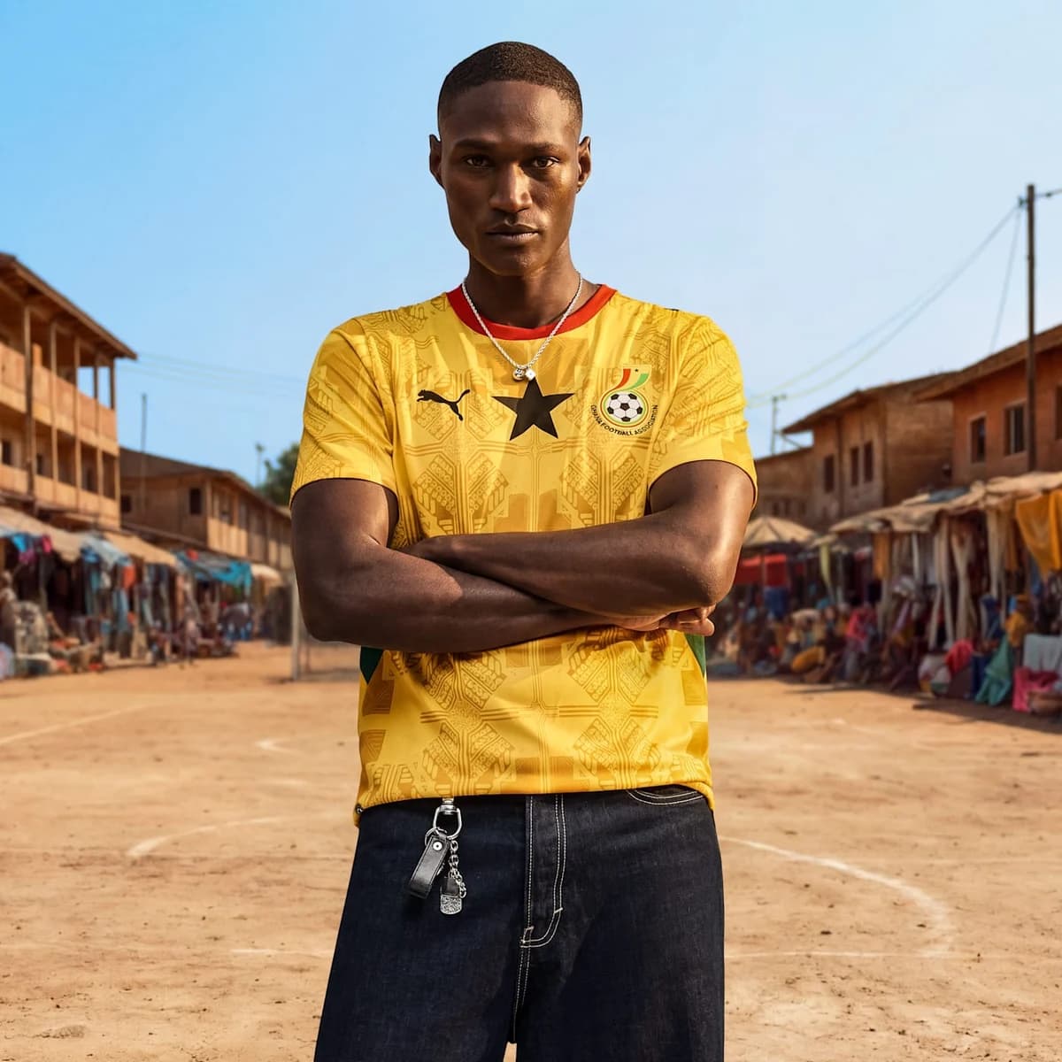 Ghana WK 2026 uitshirt in goud, een van de mooiste Afrikaanse tenues